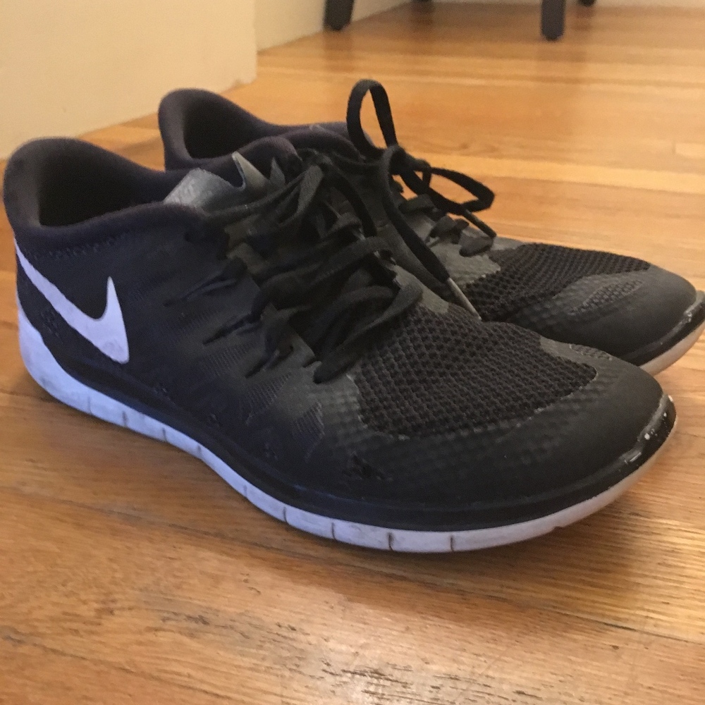 Nike Free kids size 7/womens size9 - Picture 1 of 3